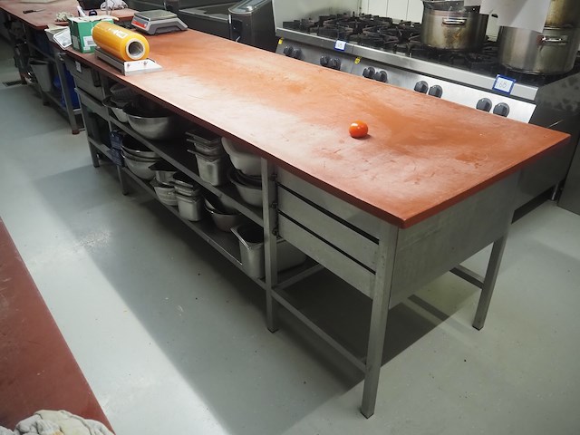 Nn deboning table - afbeelding 2 van  4