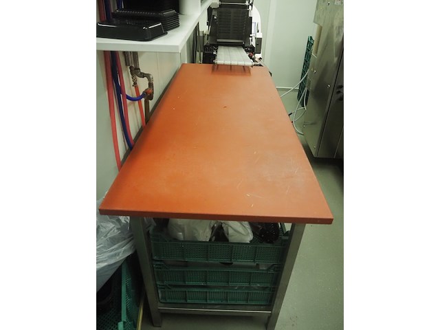 Nn deboning table - afbeelding 2 van  2
