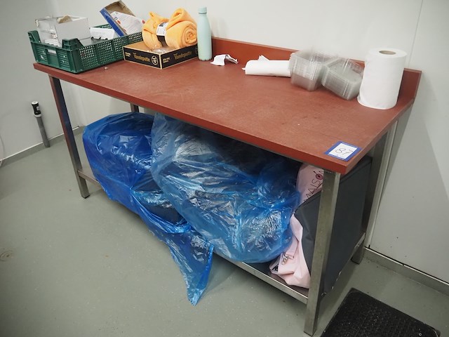 Nn deboning table - afbeelding 1 van  3