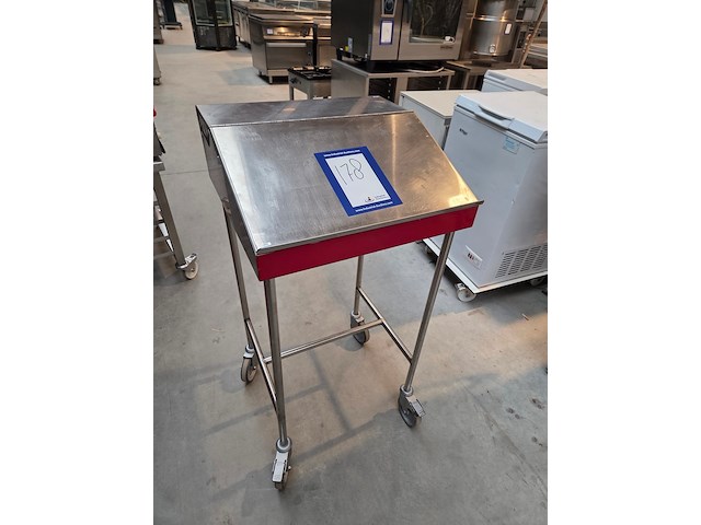 Nn desk - afbeelding 1 van  6