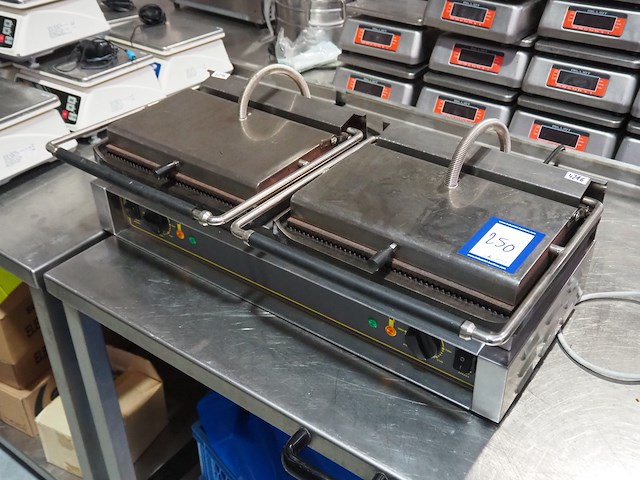 Nn grill - afbeelding 1 van  9