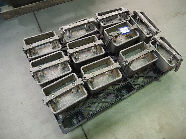 Nn ham moulds - afbeelding 4 van  6