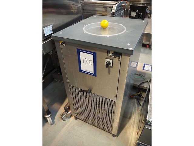 Nn ice maker - afbeelding 1 van  7