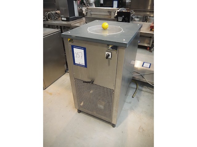 Nn ice maker - afbeelding 2 van  8