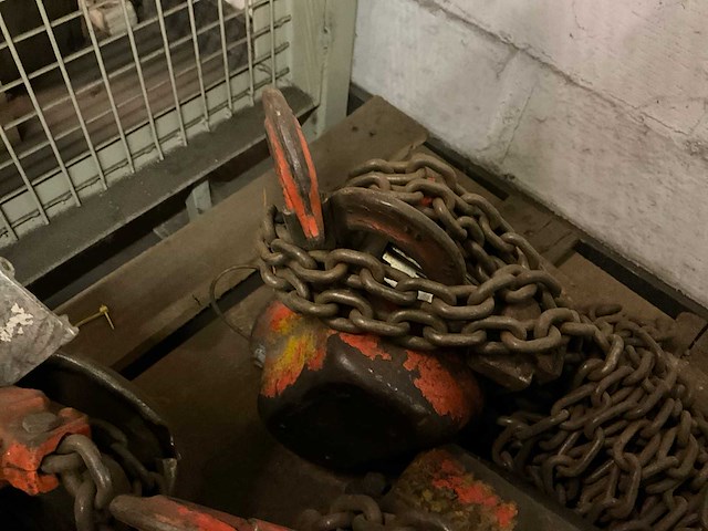 Nn kettingtakels (4x) - afbeelding 8 van  9