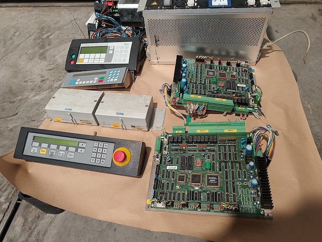 Nn machine parts - afbeelding 2 van  18