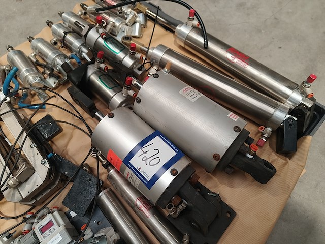 Nn parts - afbeelding 12 van  14