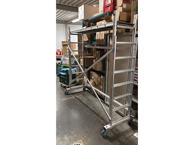 Nn platform - afbeelding 1 van  2