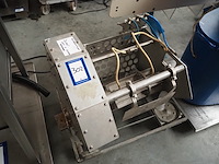 Nn skinless sausage cutting machine