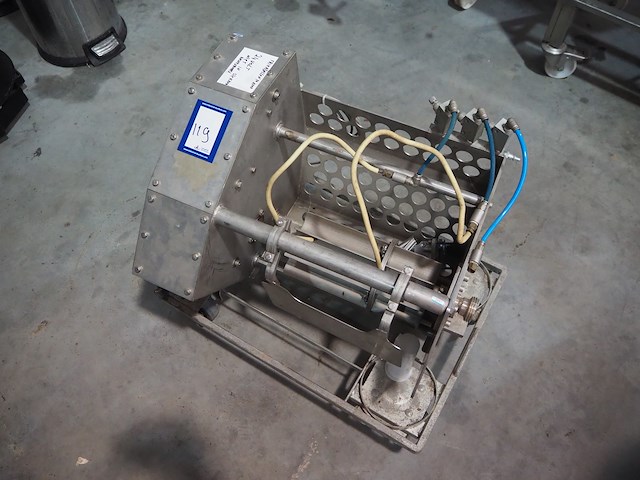 Nn skinless sausage cutting machine - afbeelding 2 van  8