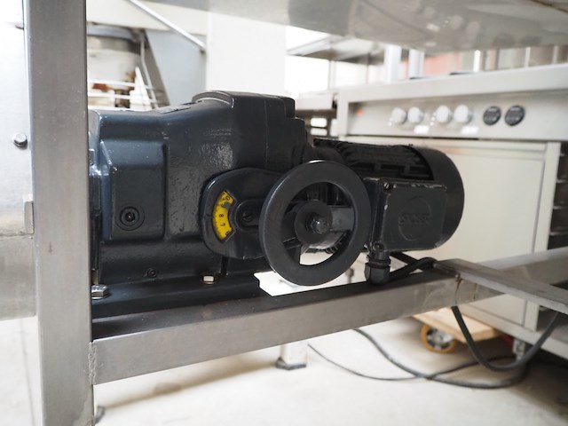 Nn spraying machine - afbeelding 9 van  11