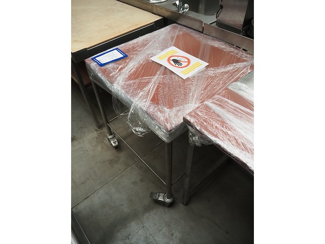 Nn table - afbeelding 2 van  4