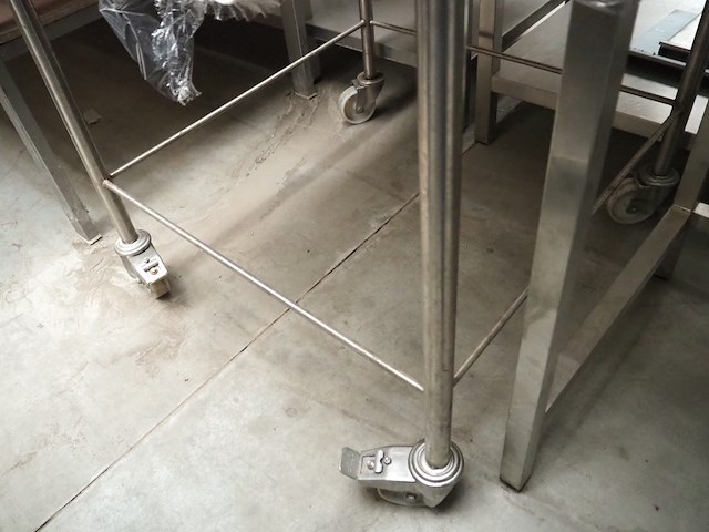 Nn table - afbeelding 4 van  4