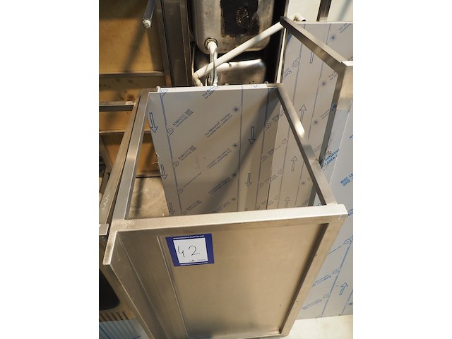 Nn table - afbeelding 3 van  3