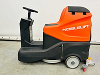 Noblelift - 2025 - nr530 - zit schrobmachine - afbeelding 1 van  16