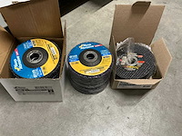 Nobo abrasive partij slijp -en schuurschijven (2250x) - afbeelding 1 van  8