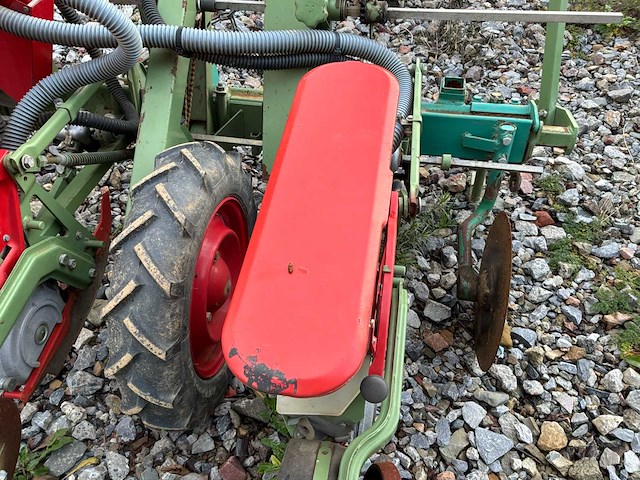 Nodet gougis pneumasem 2 seeder - afbeelding 16 van  35