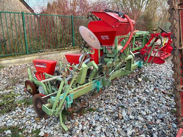 Nodet gougis pneumasem 2 seeder - afbeelding 33 van  35