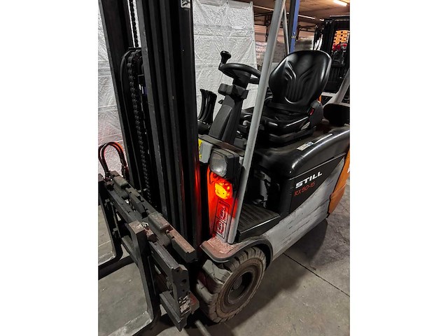 Nog steeds - rx 50-15 - elektroelektrische heftrucks - 2005 - afbeelding 9 van  12