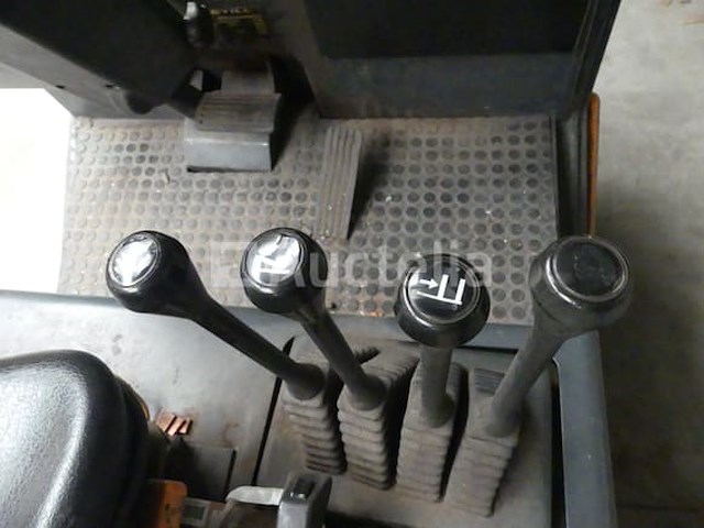 Nog steeds r70-25 diesel heftruck - afbeelding 4 van  15