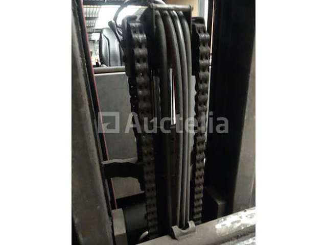 Nog steeds r70-25 diesel heftruck - afbeelding 8 van  15