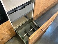 Nolte legno fineer showroom keuken - afbeelding 11 van  20