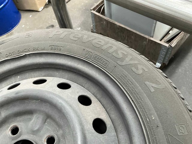 Norauto prevensys 2 band op stalen velg - afbeelding 3 van  6