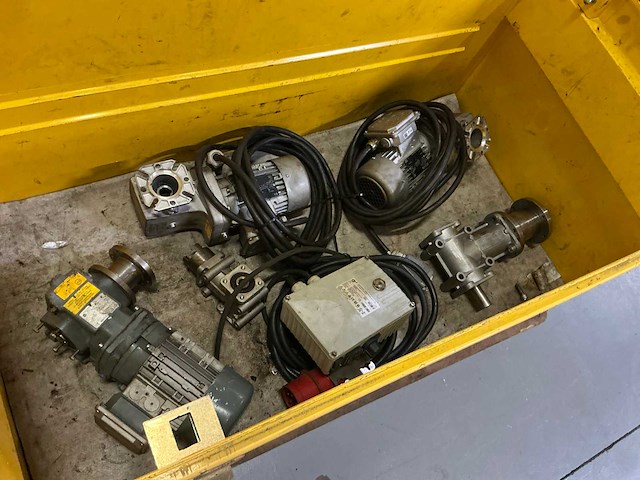 Nord motorreductor (3x) - afbeelding 1 van  3