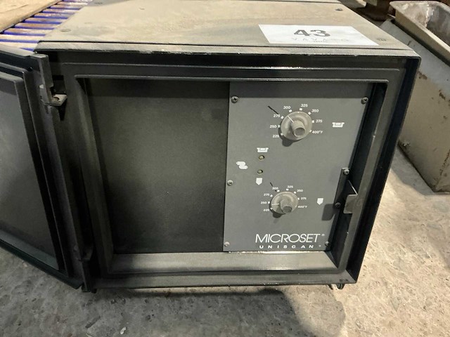 Nordson 3100 smeltlijm aplicator - afbeelding 5 van  8