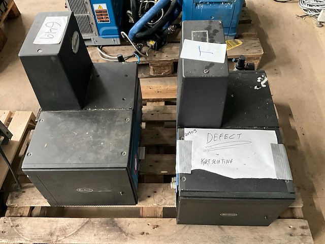 Nordson series 3100 diverse lijmmachine (2x) - afbeelding 7 van  7