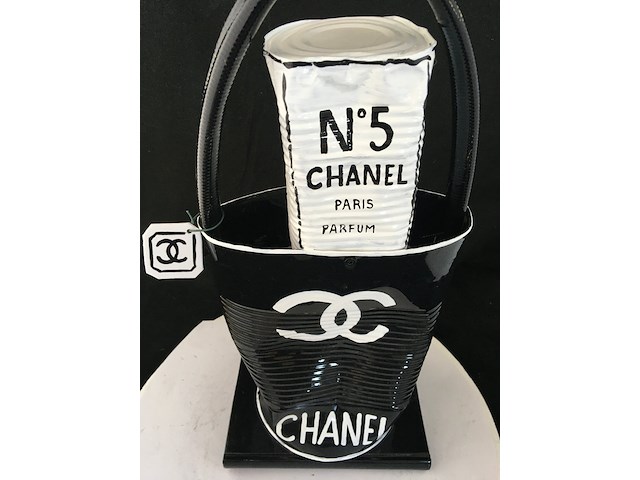 Norman gekko (xx) - chanel bag with n.5 perfume - limited edition - afbeelding 8 van  11