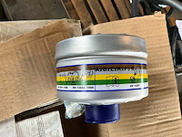 North halfgelaatsmaskers en protection toebehoren (6x) in metalen kar - afbeelding 16 van  18