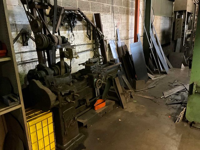 Norton 180 universele draaibank - afbeelding 3 van  10