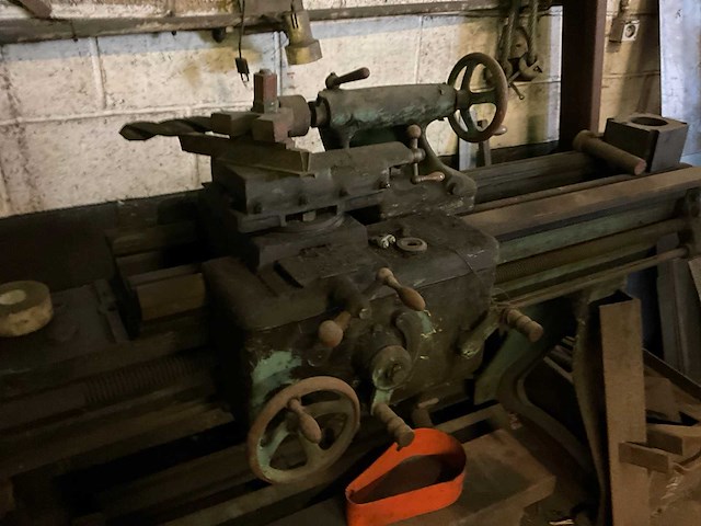 Norton 180 universele draaibank - afbeelding 6 van  10