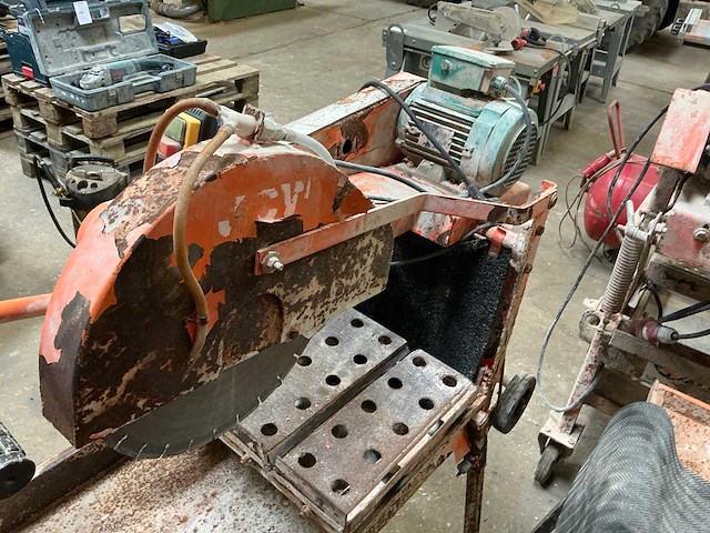 Norton clipper jcw600 steenzaagmachine - afbeelding 6 van  7