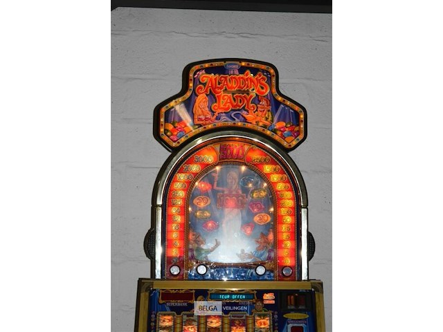 Nostagisch verzamelobject aladdin's lamp gokkast - afbeelding 2 van  6