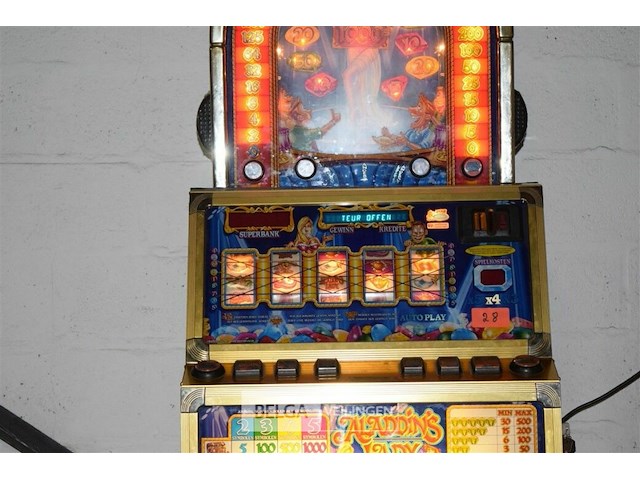 Nostagisch verzamelobject aladdin's lamp gokkast - afbeelding 3 van  6