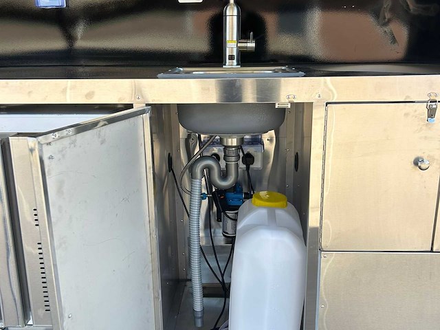 Novada exclusieve buitenkeuken - nieuw prototype - afbeelding 10 van  23