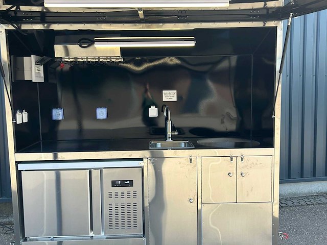 Novada exclusieve buitenkeuken - nieuw prototype - afbeelding 12 van  23