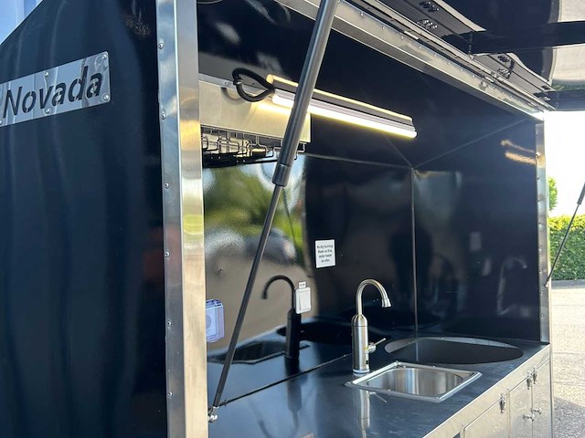 Novada exclusieve buitenkeuken - nieuw prototype - afbeelding 19 van  23