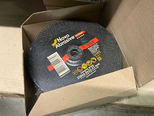 Novo abrasive extreme 230x6x22,23mm slijpschijf (100x) - afbeelding 1 van  3