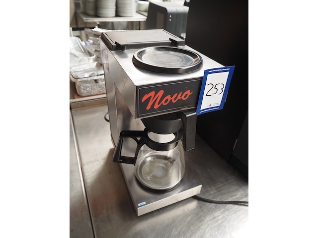 Novo - afbeelding 2 van  6