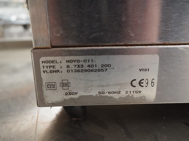 Novo - afbeelding 6 van  6