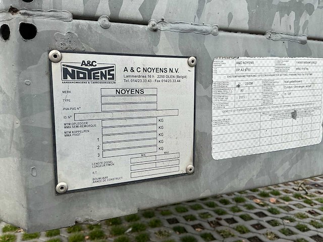 Noyens - s40758 - op a2 6750 - low loader - 2010 - afbeelding 14 van  23