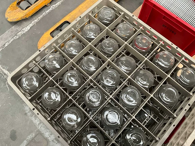 Nsf/traex diverse vaatwaskorven met inhoud (7x) - afbeelding 6 van  9