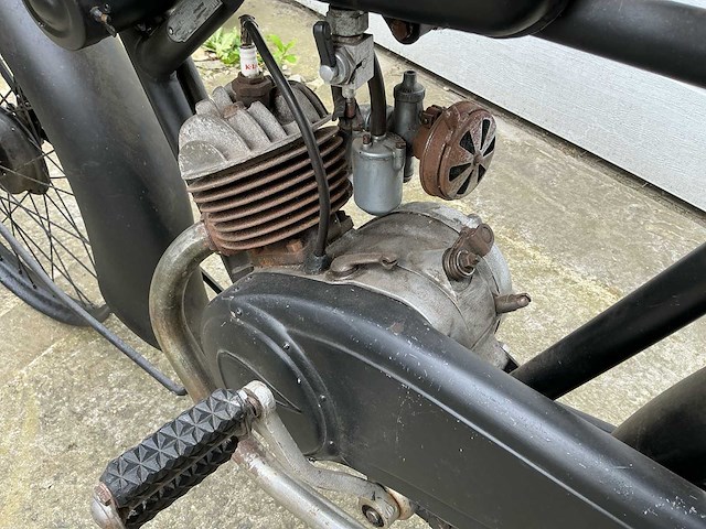 Nsu motorfiets 1952 - afbeelding 2 van  17