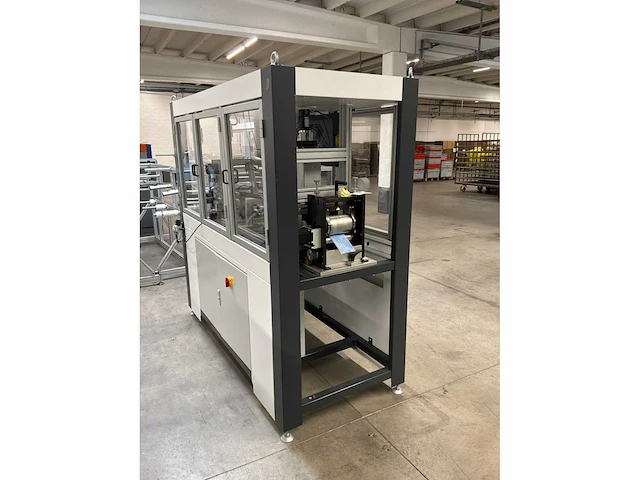 Nucleus machine voor assemblage mondmaskers - afbeelding 21 van  27