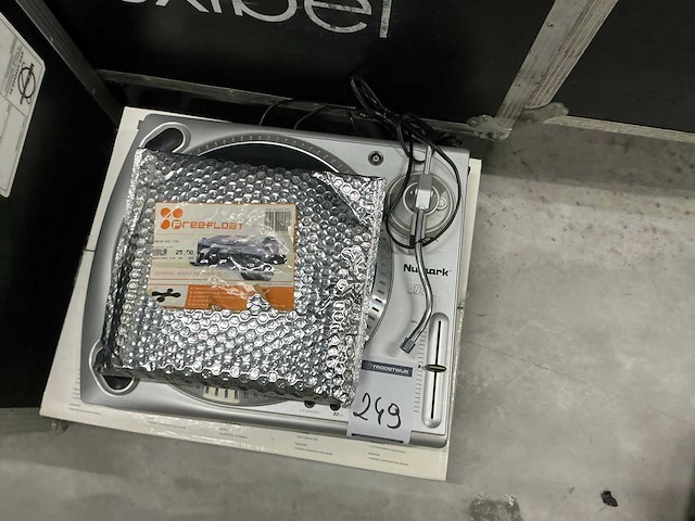 Numark tt1650 en ttusb platenspeler (2x) - afbeelding 1 van  4