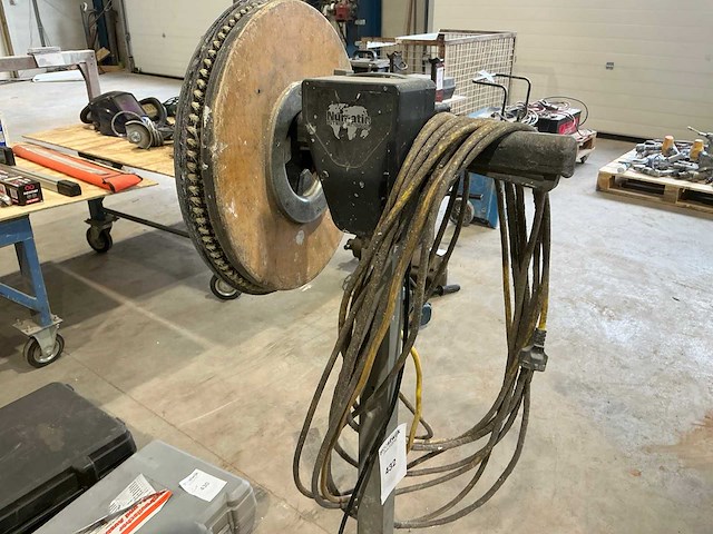 Numatic hfm1015 industriële vloerschuurmachine - afbeelding 4 van  8