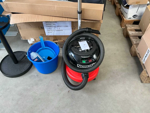 Numatic industriële stofzuiger - afbeelding 2 van  5